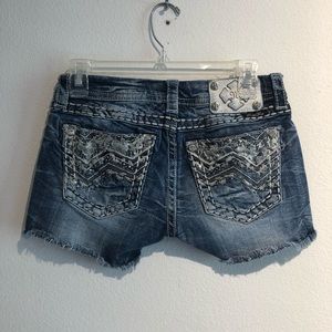 Miss Me Shorts size 27